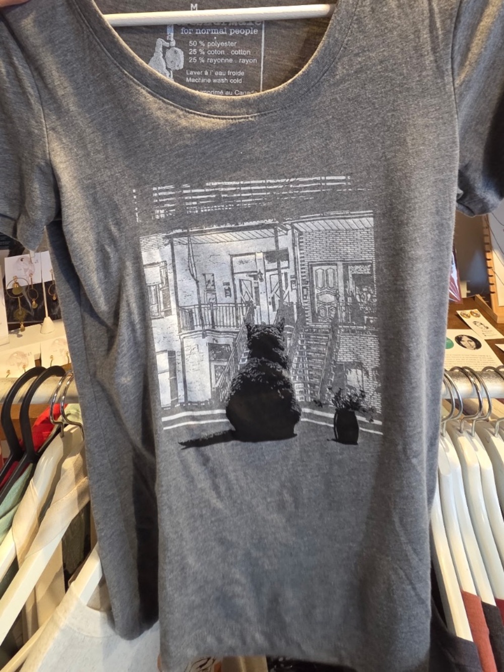 Women’s Grey Cat Graphic Short Sleeve Tee (NWOT)